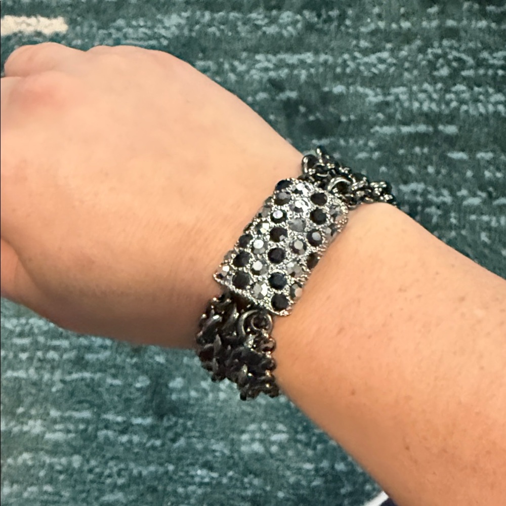 Elegant Black and Silver Bracelet